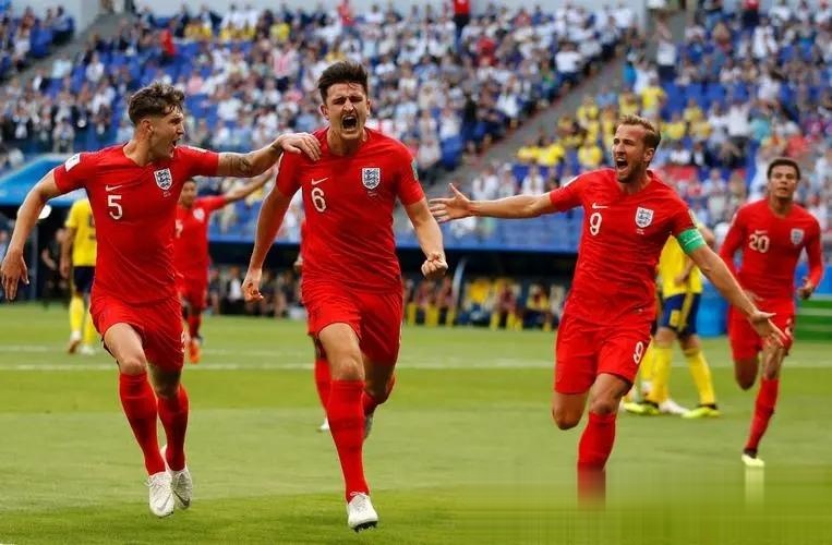 爱游戏APP下载凯恩重要时刻表现优异，塞尔维亚队带队取胜！