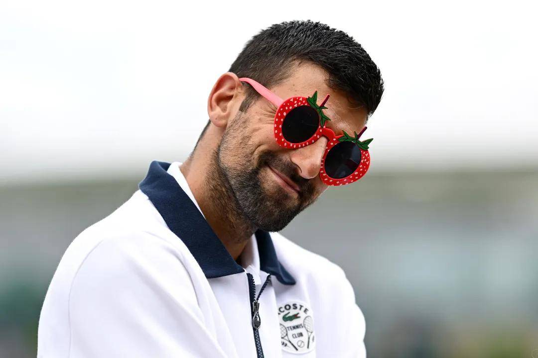 爱游戏注册平台费德勒重要时刻持续失利，法国队带队取胜！赛场气氛高涨(费德勒 法网赛程)