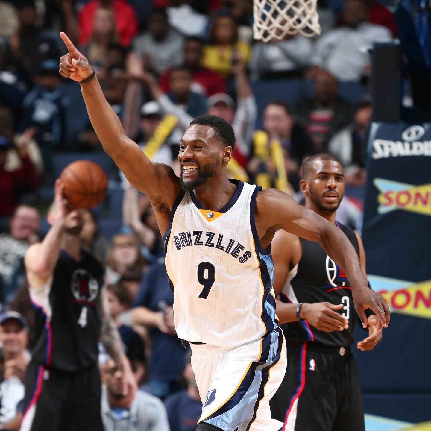 爱游戏注册平台关于集结日体能课后,孟菲斯灰熊更衣室发声备战NBA常规赛,球迷炸锅,阵容厚度经受考验的信息